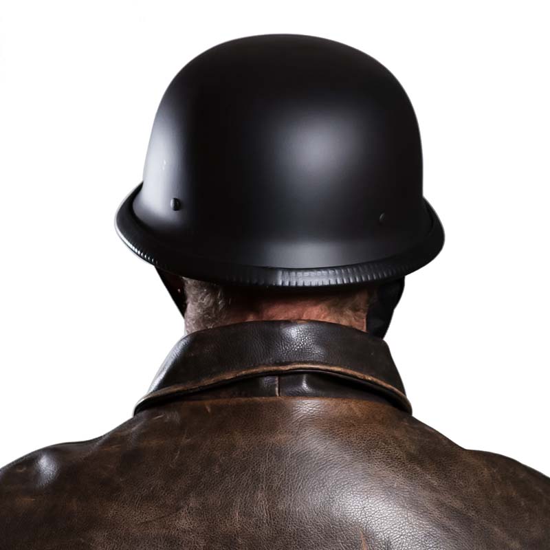Casco de Moto Estilo Militar – Sobriedad y Seguridad 