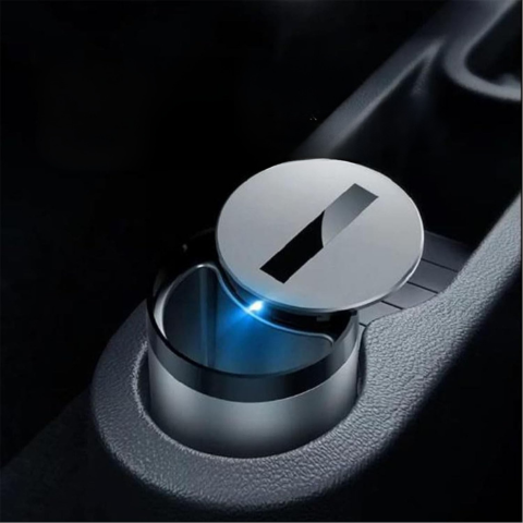 Ashtray Portatile Per Auto — Compatto E Pratico 