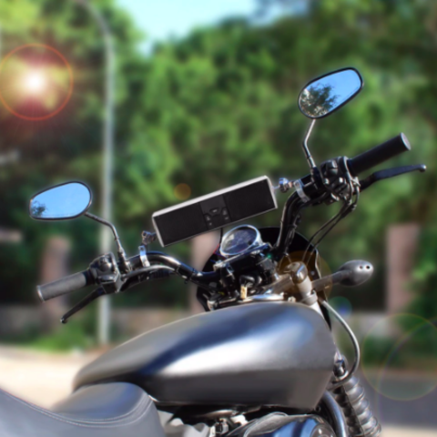 Altavoces Moto — Sistema de Audio Bluetooth Impermeable 