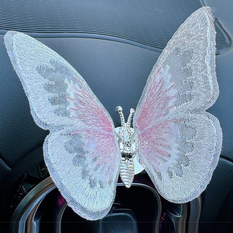 Tuoksuklipsi Perhonen Autoon – Eleganssia ja Raikkautta Kyytiin 